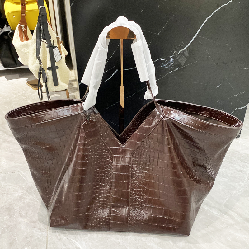 กระเป๋าโท้ทขนาดใหญ่สำหรับผู้หญ - Luxury Bags Tote บทวิจารณ์และราคา